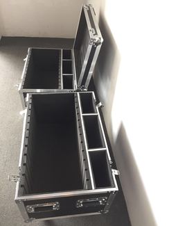 SquareLED flightcase for 4x Bonjour Set | 6 Panels + 1 Driver