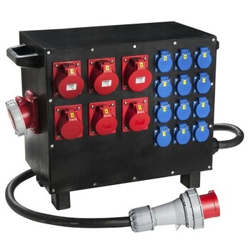 Power distributor with sockets